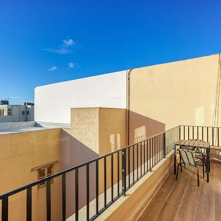 Bright 2br With Private Terrace In St Julians By 360 Estates