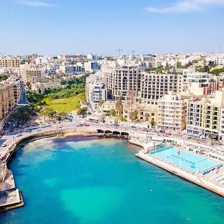 Bright 2br With Private Terrace In St Julians By 360 Estates