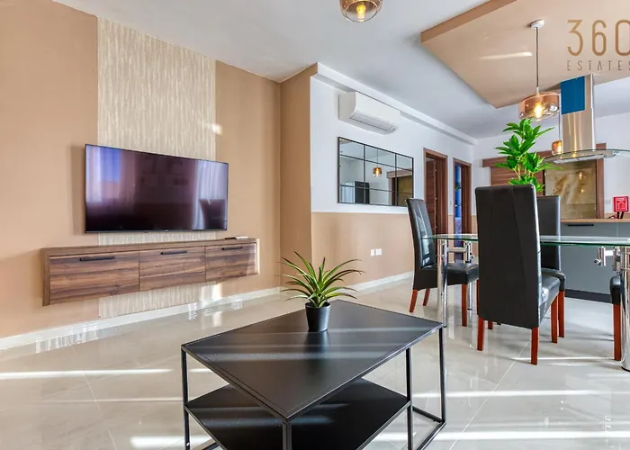 Bright 2br With Private Terrace In St Julians By 360 Estates * San Ġiljan