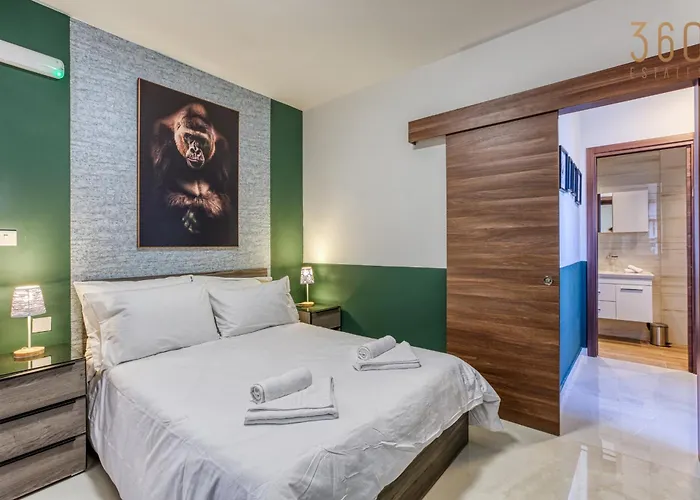 Bright 2br With Private Terrace In St Julians By 360 Estates *