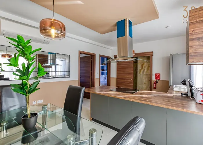 Bright 2br With Private Terrace In St Julians By 360 Estates Appartement San Ġiljan