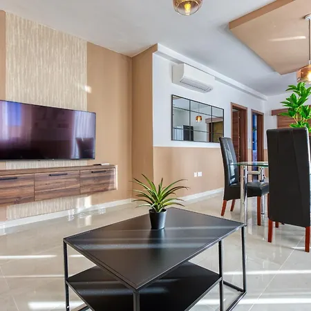 Bright 2br With Private Terrace In St Julians By 360 Estates * San Julián