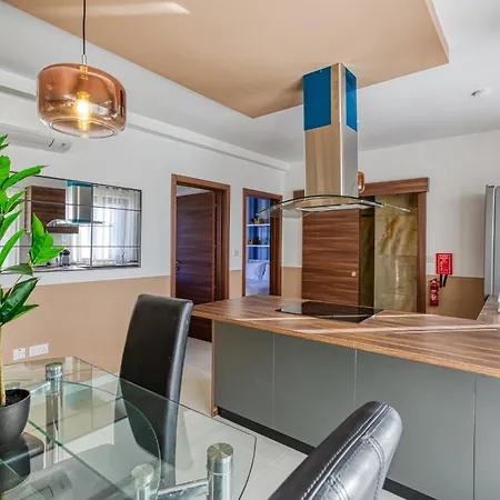 Bright 2br With Private Terrace In St Julians By 360 Estates 아파트 Saint Julian's