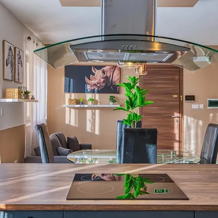 Bright 2br With Private Terrace In St Julians By 360 Estates
