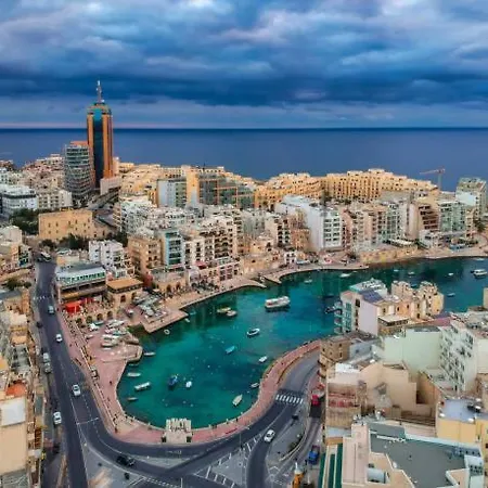 Bright 2br With Private Terrace In St Julians By 360 Estates 아파트