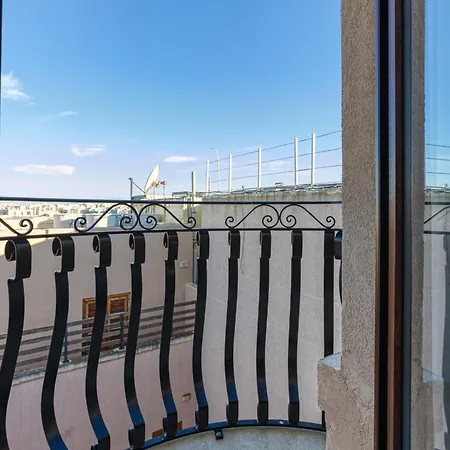 Bright 2br With Private Terrace In St Julians By 360 Estates Saint Julian's